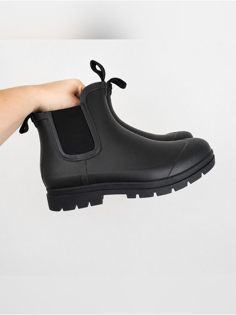 Everlane Black Chelsea Rain Boots Women's Size 10